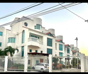 Apartaestudio en Condo Privado 100 Mts Playa